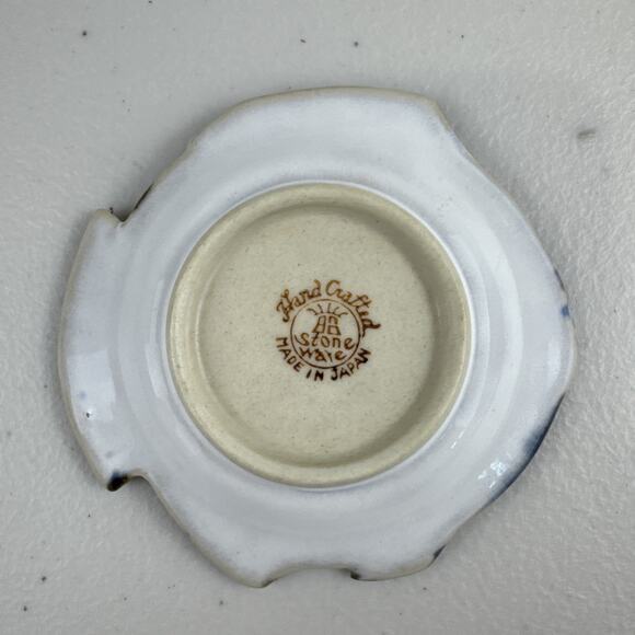 Vintage Grumpy Face Fish 4" Trinket Dish Hand Crafted Stoneware Made In Japan - Picture 4 of 4